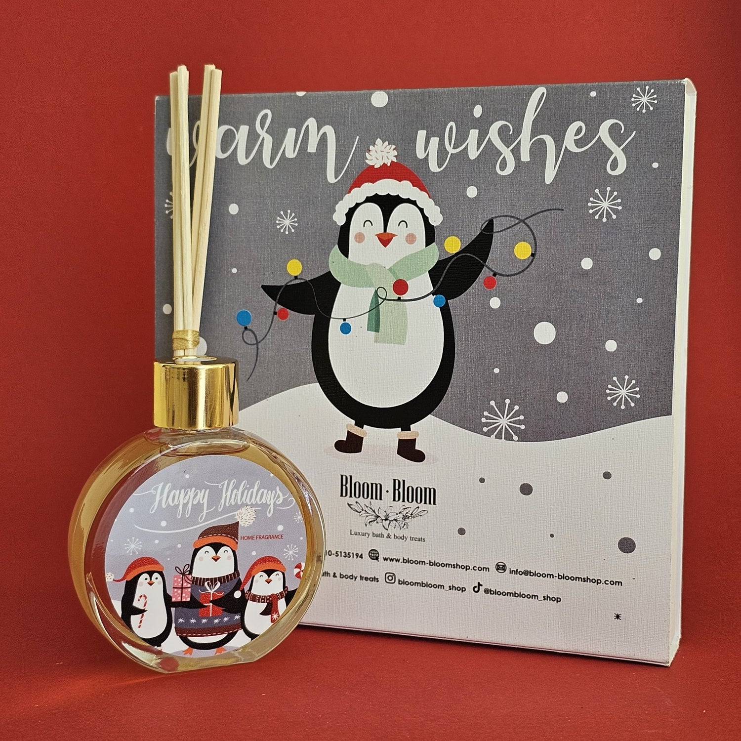 Little penguins Xmas gift box